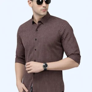 YELLOWDASH Men Regular Fit Checkered Spread Collar Casual Shirt