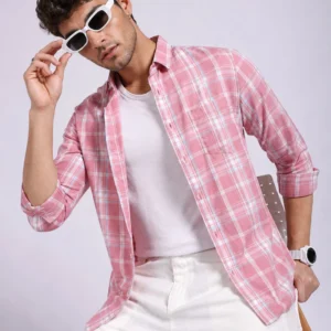 YELLOWDASH Men Regular Fit Checkered Spread Collar Casual Shirt